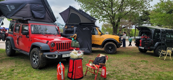 신제품 텐트 리뷰 영상 제작 (조회수 50만 회)